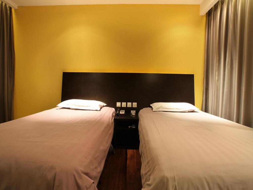 Fx Hotel Beijing Capital International Airport Room photo